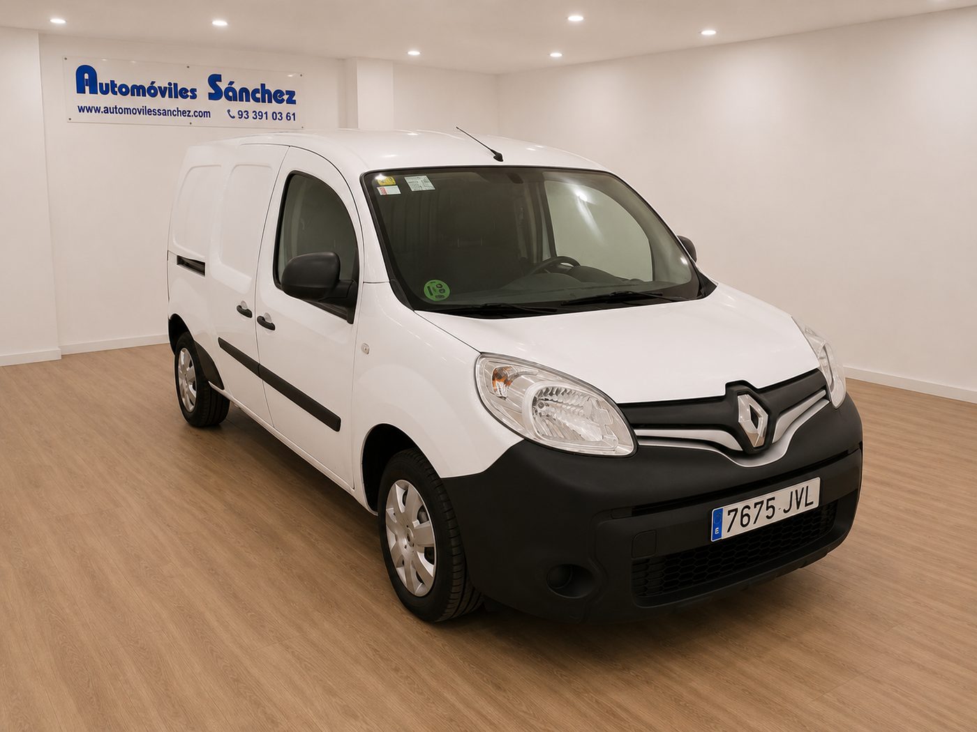 Renault Kangoo Furgón, uno de los modelos disponibles en renting en Movexa